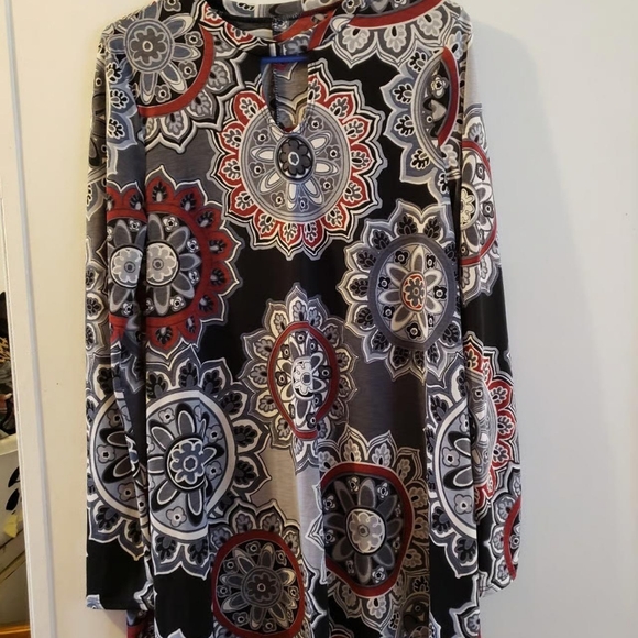 Dresses & Skirts - Womens gray retro designs mini dress medium
